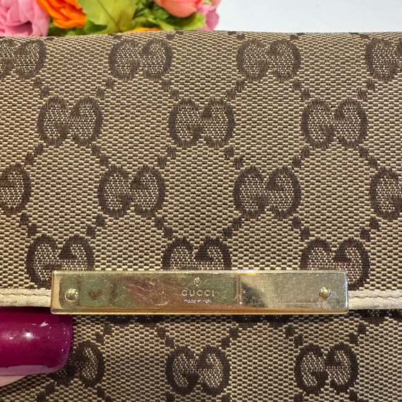 Authentic Gucci wallet - Picture 8 of 10